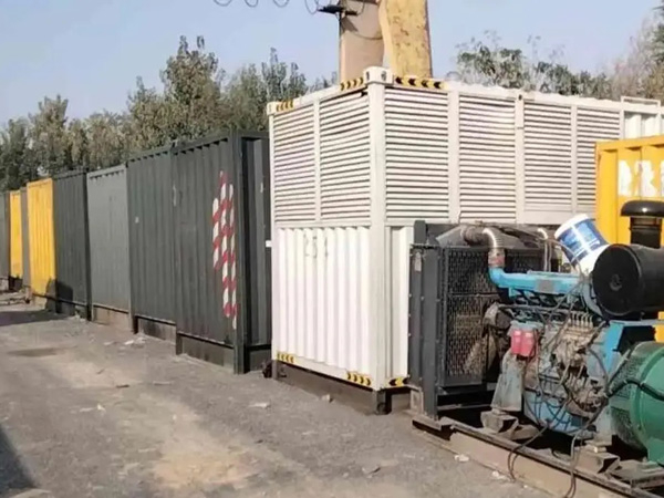纳雍200KW柴油发电机机组每小时油耗是多少?